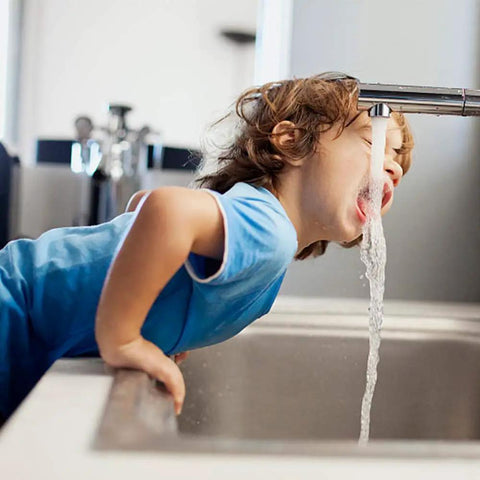 Child drinking water from faucet using 10 Pack Faucet Aerator Replacement Inserts With Rubber Washers M22 M24, Water Saving Sink Aerators.