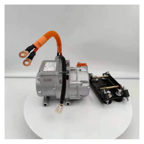 Reliable 18CC Electric Auto AC Compressor For Refrigerated Trucks And EV Haulers showing detailed electrical connections and mounting bracket.