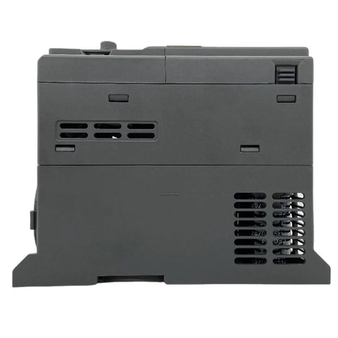 Side view of Economical 220V VFD Variable Frequency Drive Inverter 1.5KW Motor Speed Controller for DIY Projects CNC Pumps Fans Suswe360