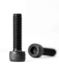 M8 Socket Head Cap Screws 70Mm 12.9 Grade Alloy Steel Full Thread Black Oxide Allen Drive Bolts in detail, showcasing the threaded shaft.