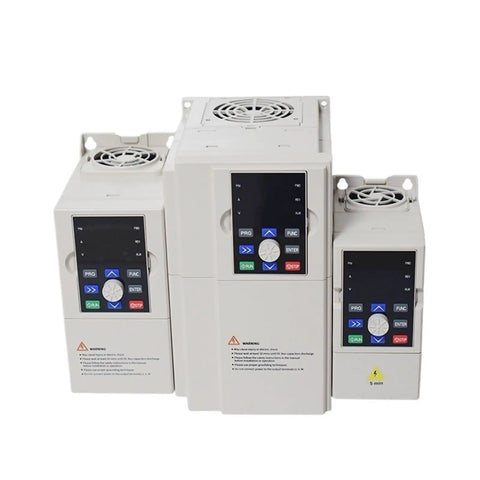 VFD Inverter For Motor Speed Control From DC 200 400V To 3 Phase 220V 0.4 0.75 1.5 2.2KW Variable Frequency Drive For Industrial Motors And Heavy Duty Speed Regulation, front view
