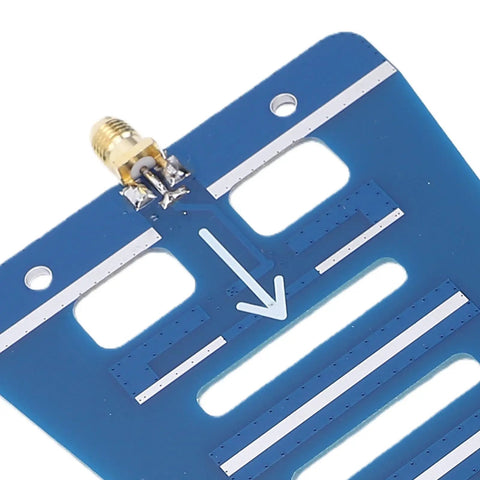 Beef Up Long Range With 13dBi 2.4GHz High Gain Directional Antenna With Male Thread Inner Hole For 2400MHz Video Transmission In RC Drones