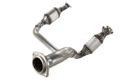 GM Three Way Catalytic Converter Kit With Exhaust Manifold Pipe Plug And Play OE Grade Replacement displayed on white background.