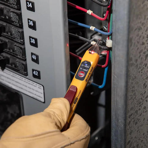 Non Contact Voltage Tester With Outlet Tester Dual Range 12 To 48V AC And 48 To 1000V AC detecting live cables in a panel