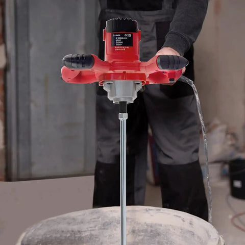 2100W Workhorse Portable Concrete Mixer For Mud Plaster Mixing shown with user mixing cement