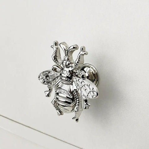 Bee Shaped Brass Wardrobe Knob And Cabinet Pull Handle For Cabinets And Drawers Single Hole Mount Silver Finish Durable Zinc Alloy