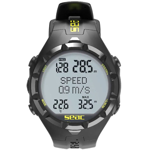 Freediving Computer With Backlit LCD Screen And Real Time Data, Logs, And Dive Metrics For Ocean Sessions, front view