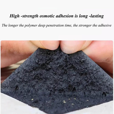 Heavy Duty Synthetic Roof Underlayment And Self Adhesive Waterproof Membrane With Thick Silver Foil showing high-strength adhesion detail.
