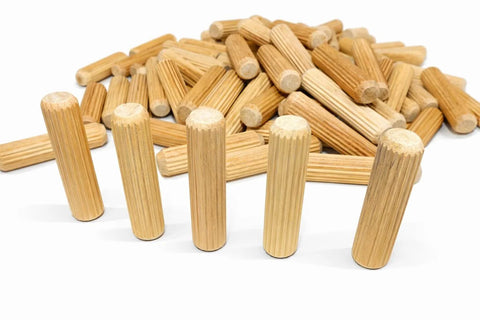 Birch Dowel Pins 1/4 In x 1-1/8 In 200-Pack Fluted And Ribbed For Clean Joints High-Strength Wood Dowels displayed close-up