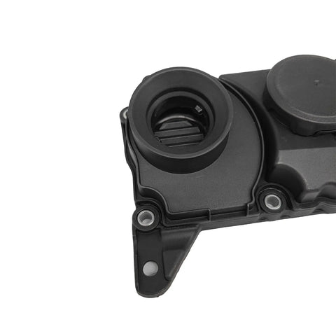 Close-up of Volvo PCV Valve Oil Trap With Gasket 2.0L For 4 Cylinder Engines 2014 2022, part for S60 S60 Inscription S80 S90 V60 XC90.