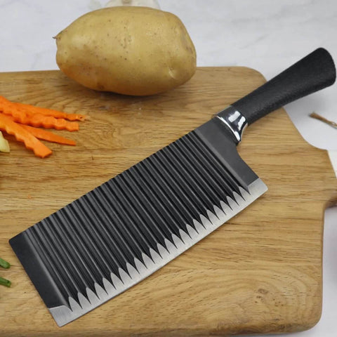 Ciieeo stainless steel crinkle potato cutter with a wavy blade and black handle.
