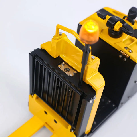 Top view of Wheelfun RTR Metal 1/14 Electric Remote Control Forklift MO55 highlighting lift system and safety light.