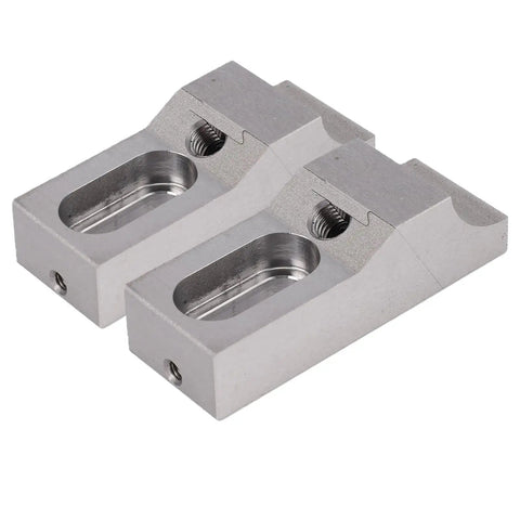 Heavy Duty Low Profile Side Clamp Vise For Milling Machines 68x25x20mm S136H Mold Steel hardened jaw clamp close-up view.