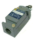 Heavy Duty Limit Switch Workhorse For Industrial Machinery 600 Volt 10 Amp 8 By 8 By 7 Inch Built Tough Used Good Condition Alt ID 50074
