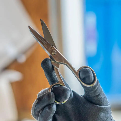 Electrician Scissors For Heavy Duty Cutting And Low Voltage Work, 5.25-Inch compact snips, tempered steel, nickel plating
