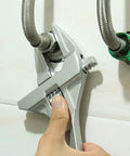 Lightweight Aluminum Alloy 8 Inch Adjustable Wrench With Wide Jaw For Plumbing 6 To 68mm in use tightening pipe