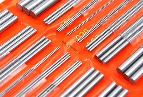48 Piece Thread Wire Measuring Set With 16 Sizes For Metric And Imperial Threads Pro Grade Wires From Half Millimeter To Six Millimeters And Sixty Degree Threads Three To Forty Eight TPI Easy Read Gauges For Quick Accurate Fits. steel thread wires on orange case