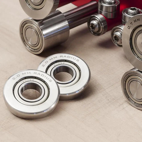 Heavy Duty Metal Bender Roller Set Handles Aluminum And Zinc Bends Like A Champ With A Slick 2mm Radius Wheel Forged From Rust Proof Stainless Steel And Laser Etched Dimensions For Quick Grip