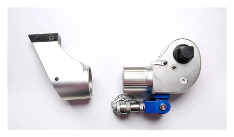 Top Shelf Hydraulic Torque Wrench With 3 Inch Square Drive, aluminum, designed for heavy duty bolting jobs and machinery repair.