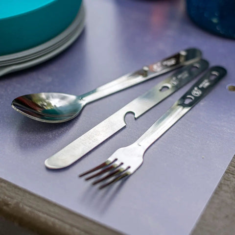2 Pack Minimalist Camp Kitchen Utensil Set With Clip Together Knife Fork Spoon Lightweight Army Style MRE Chow Gear For Hiking And Camping