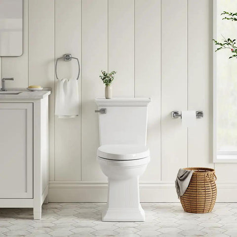Traditional Luxury Elongated Toilet Seat With No Slam Soft Close, Antimicrobial EverClean Surface, white finish, bathroom view
