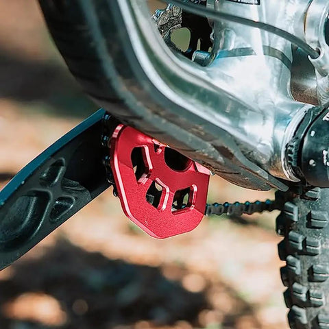Beefy Lightweight Aluminum Alloy MTB Bash Guard for ISCG05 Mounts, Fits 22T-40T Single Chainrings, red edition