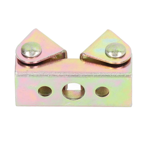 Pro Grade Magnetic V Type Welding Clamp Set, close-up of single V-shaped clamp with stainless steel finish
