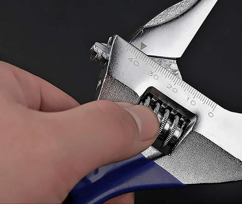Wide Opening Stubby Adjustable Wrench Spanner With Short Handle 4 Inch Forged Chrome Vanadium Steel ANSI Certified Heavy Duty Pro Grade Built To Last Comfortable Grip For Tight Spaces And Everyday Home Or Shop Use