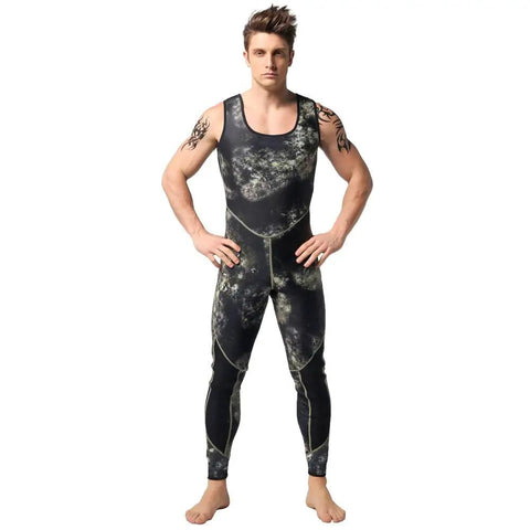 Front view of Mens Camo Spearfishing Wetsuit 3mm and 1.5mm Neoprene Two Piece Hooded Long Sleeve Dive Set With Chest And Knee Pads
