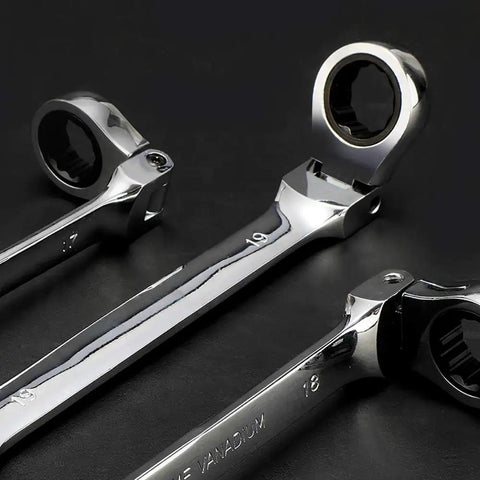 Close-up of 20 Piece Flex Head Ratcheting Wrench Set With Metric And SAE Wrenches In Chrome Vanadium Steel