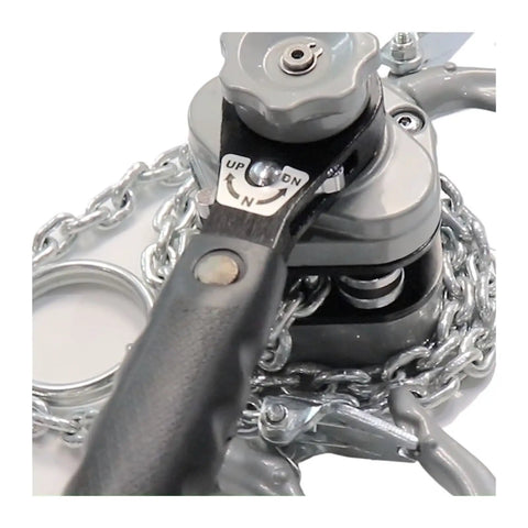 Heavy Duty Aluminum Hand Chain Hoist With Smoother Lever Mechanism For Tough Lifting Jobs And Heavy Loads Up To 0.25 Tons At 6 Meter Lift Height close-up of lever mechanism.