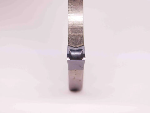Self Grip Single Ended Right Hand Indexable Cutoff Blade Size 26 5 For Precision Metal Cutting Durable Tooling With Quick Change Action And Long Lasting Cutting Edge, close-up