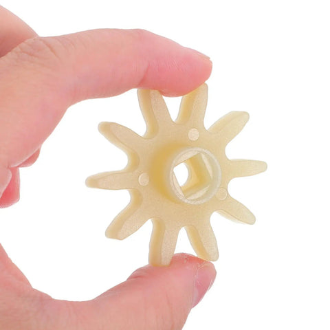 10 Pack Candy Machine Gear Wheels Replacement Parts For Bubble Dispensers And Gumball Capsule Machines High Precision Plastic Gears For Vending Mechanisms, white plastic gear held by hand