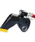 Built Tough Heavy Hitter Hydraulic Torque Wrench 33578 Nm detail view with aircraft alloy frame and 360 swivel manifold.