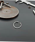 5 Piece Stainless Steel C Clip Retaining Ring Kit With Internal And External Circlips Snap Rings For Secure Attachment And Easy Installation.