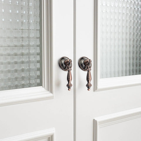 4Pcs Vintage Tear Drop Cabinet Pulls With Screws, Red Bronze Zinc Alloy Handles For Dresser, Closet And Furniture, installed