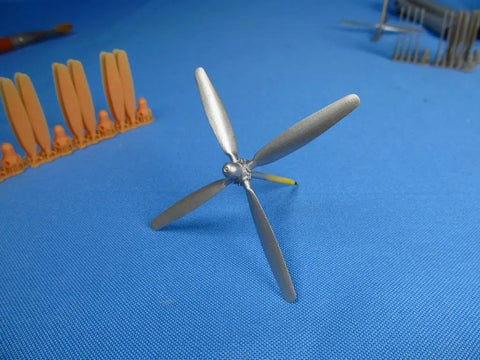 One Seventy Two Scale B24 B29 Hamilton Standard Propellers Detail Set For Model Aircraft Resin 3D Printed Unpainted Unassembled.