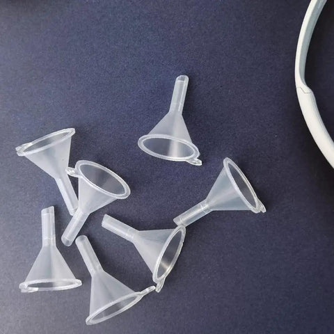 Tiny Clear Plastic Funnels Set 120 Pack for Lab Bottles and Tiny Containers Great for Essential Oils Perfumes Spices Powders and Sand Art Ideal For Home Lab DIY Projects Cosmetics Perfume Making Travel Bottles And Small Containers, clear plastic
