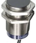 Universal Inductive Proximity Sensor With 30mm Metal Barrel, 3-Wire DC PNP Wiring, Normally Open Output, flush mount view