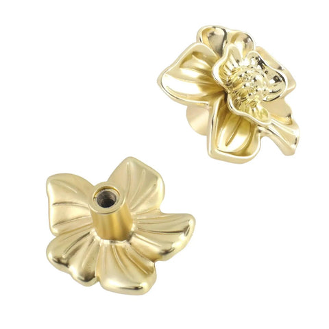 Killer Antique Brass Flower Drawer Knobs Top Notch Zinc Alloy Cabinet Pulls Heavy Duty Vintage Hardware No Hassle Installation Set Of Four For Dressers Cabinets And Pantry Refreshes, showing detailed flower design.