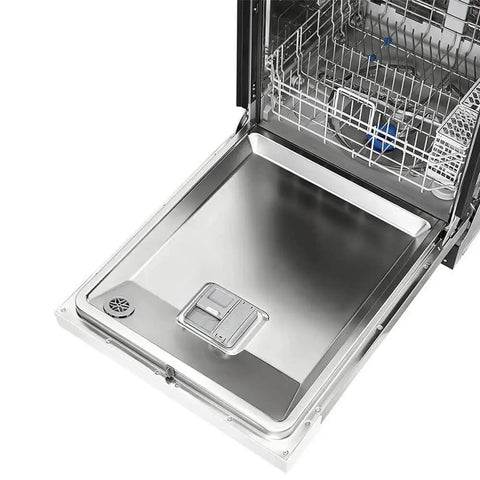 Low Maintenance Front Control Dishwasher Featuring A Hybrid Stainless Tub And Smart Auto Cycle For No Sweat Daily Cleans and Heavy Duty Batch Scraping With Quiet Operation, interior view.