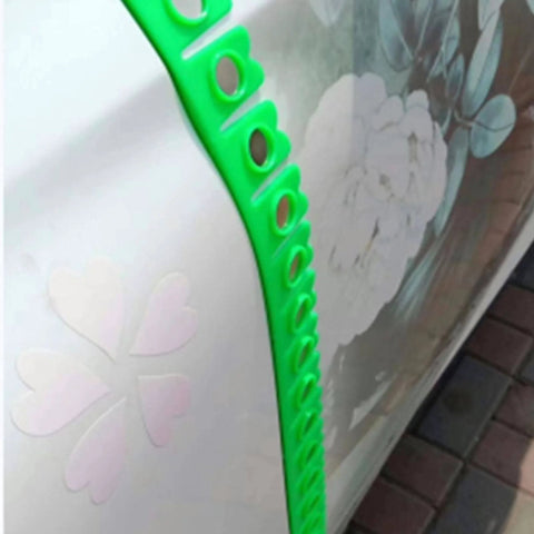 Green Magnetic Edge Protection Strip for Cars and Auto Detailing on car body for safe scratch prevention and precise finishing.