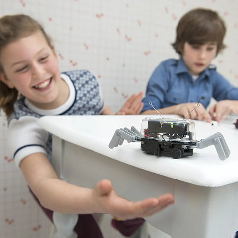 Tabletop Robot Kit For Kids And Teens, DIY Robotics STEM Toy That Builds An Awesome Mechanical Crab, Easy Assembly, Edge Detector Engineering Gift For Boys And Girls, Educational Hands On Fun