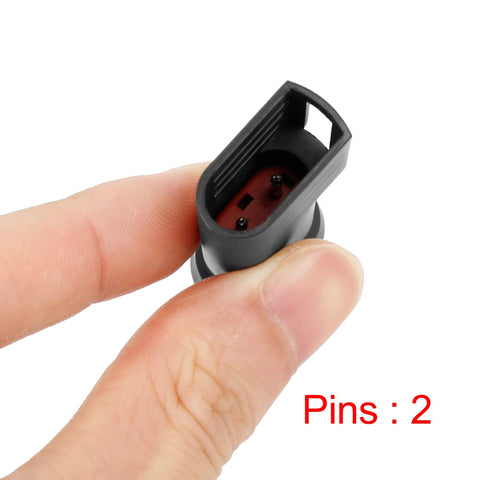 Brake pad wear sensor connector, two-pin, in black housing with red insert; Ford Transit Box 2013–2019