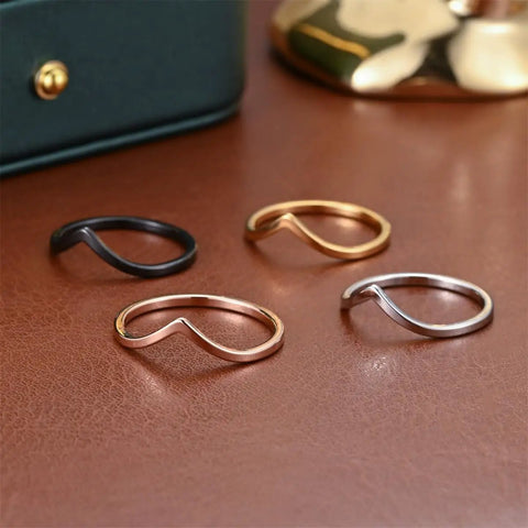 V Shaped Stainless Steel Wedding Band For Women With Chevron Pointed Design Engagement Promise Ring Simple Classic Gold Tone