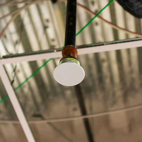4 Pack Decorative Fire Sprinkler Covers Hide Ceiling Mounts Smart White Galvanized Iron Guards Protect Your Heads While Spicing Up Your Vibe With Sleek White Metal Looks That Signal You Got Class While Delivering Pure Performance Day After Day - Ceiling-mounted white metal sprinkler cover.