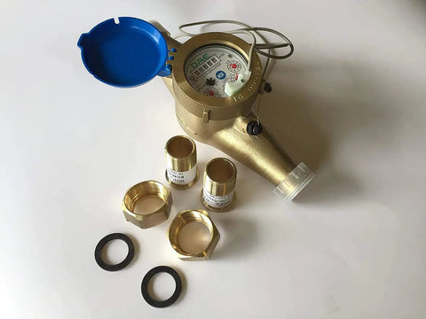 1 Inch NTEP IP68 NSF61 Non Lead Potable Water Meter With Pulse Output And Couplings Inline Horizontal Mount Gallons Readout For Accurate Home Or Industrial Water Tracking brass meter with couplings and gaskets