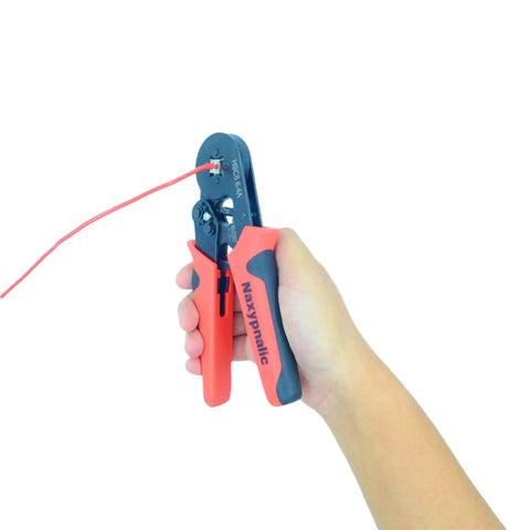 Hand using Wire Ferrule Crimping Tool Kit With Self Adjusting Crimping Tool and wire terminal for AWG 23 to 7.