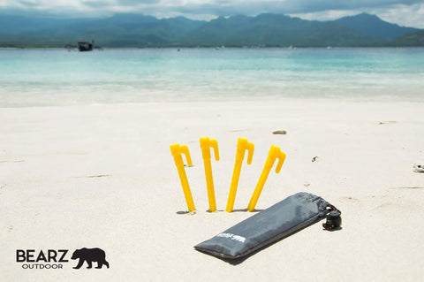 Lightweight Beach Tent Stakes Pack Of Four 5.9 Inch Sand Tarp Pegs With Anchor For Tents Blankets And Outdoor Gear on sand
