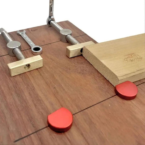Bench Dogs Clamp For Workbench Positioning And Planing Plug With Non Slip Pads Aluminum Alloy on wooden surface